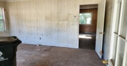 218 S Main St Princeville, NC 27886