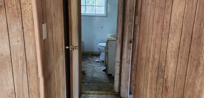 218 S Main St Princeville, NC 27886