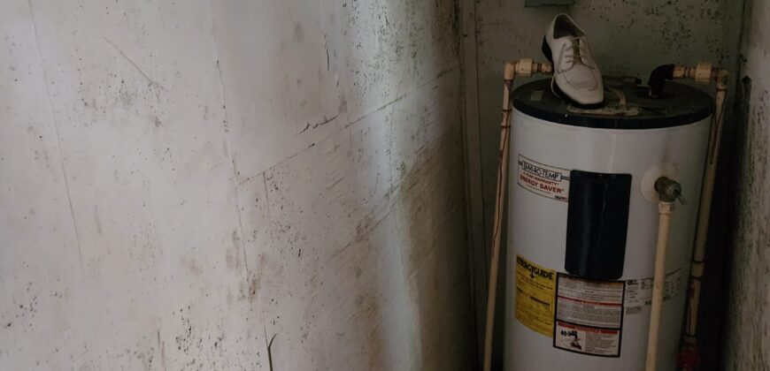 218 S Main St Princeville, NC 27886